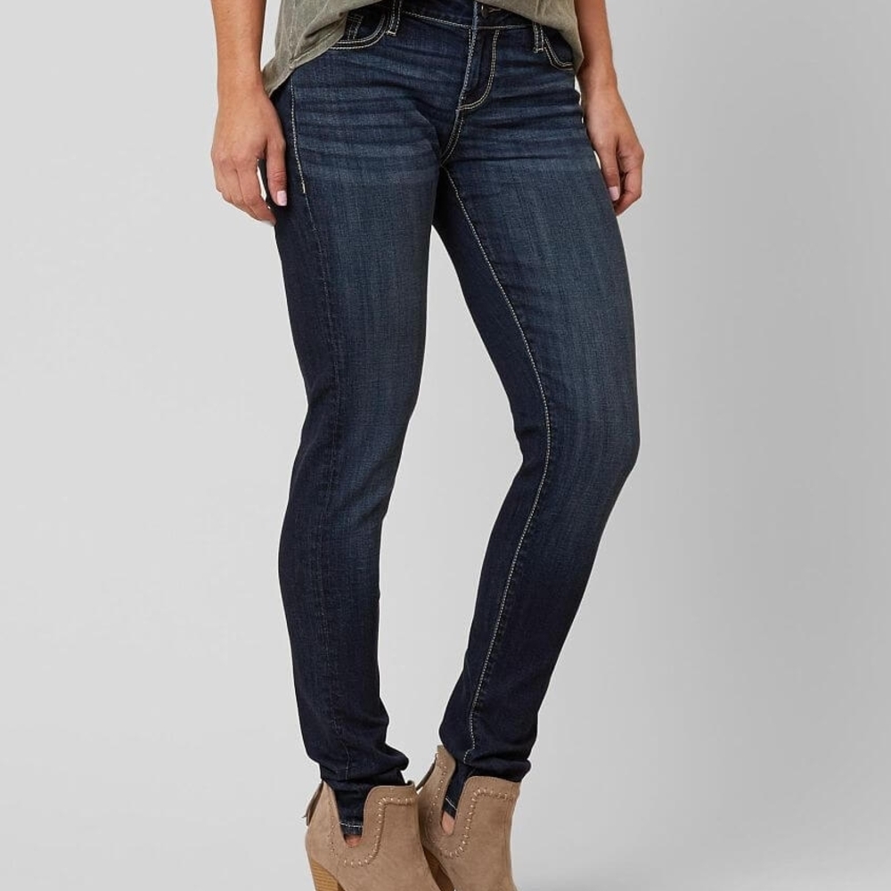 Daytrip Women's Dark Indigo Skinny Jeans